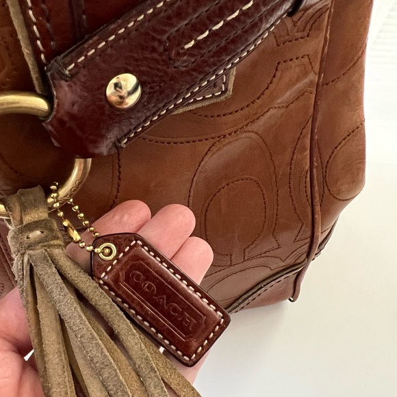 Original COACH BAG, leather medium hand bag, PERFECT CONDITION, WILL NEGOTIATE - Picture 6 of 7